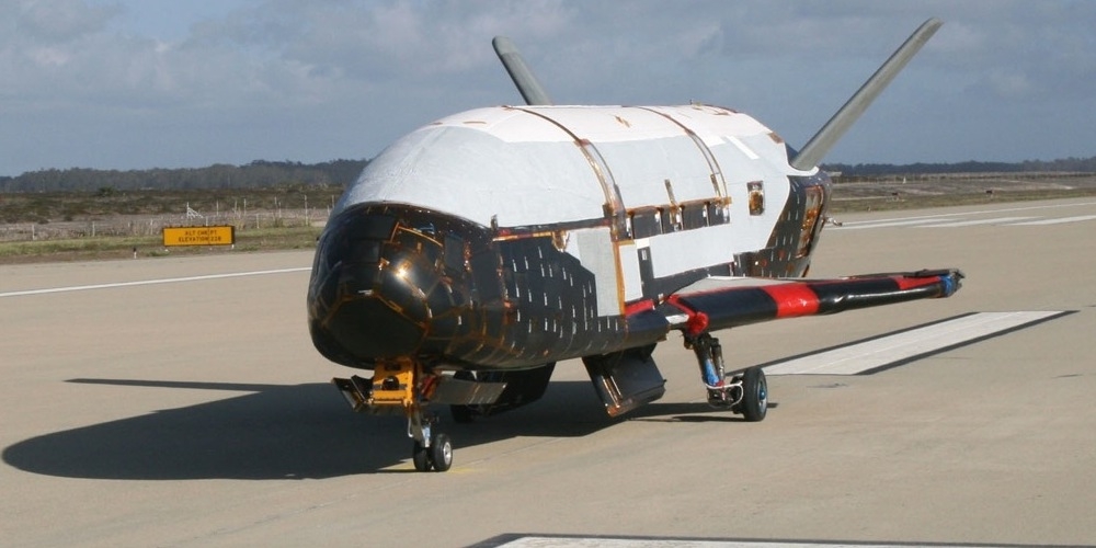 Landing van het X-37B ruimtetuig