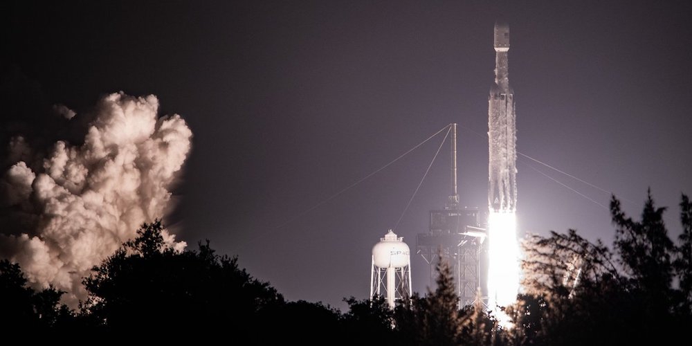 Lancering van de derde Falcon Heavy.