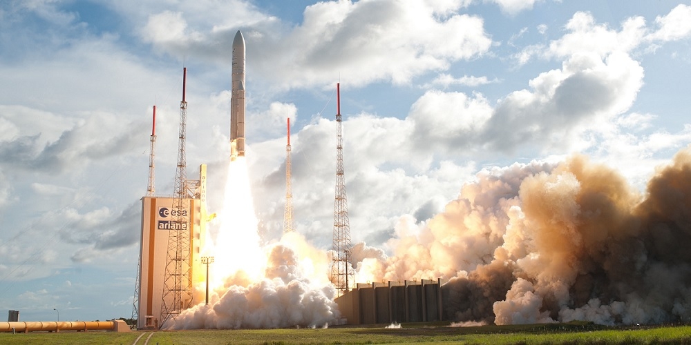 Lancering van een krachtige Ariane 5 raket