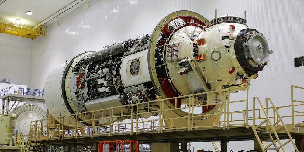 De Russische Nauka module wordt klaargemaakt voor zijn lancering.