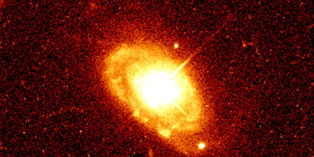De quasar PG 0052+251
