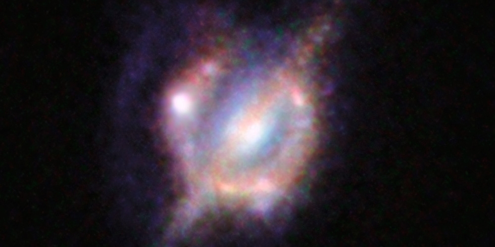 De Atacama Large Millimeter/submillimeter Array (ALMA) en vele andere telescopen op aarde en in de ruimte zijn gebruikt om het beste beeld te verkrijgen van een botsing tussen twee sterrenstelsels tot op heden