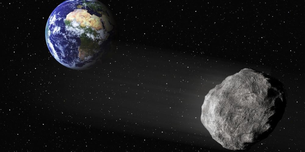 Artistieke impressie van een planetoïde die langs de Aarde vliegt